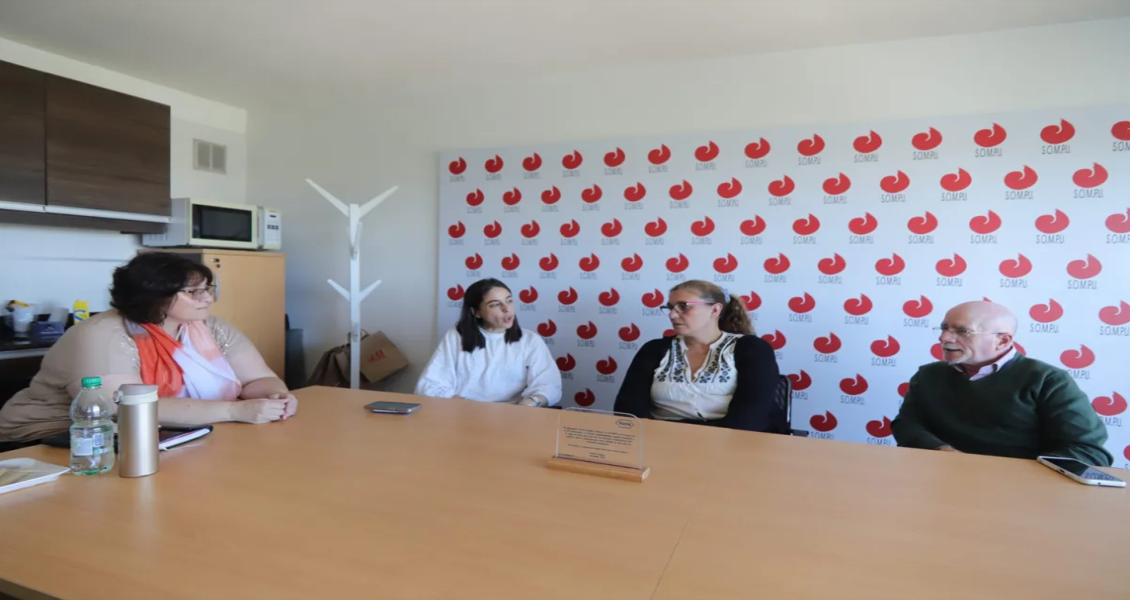 Pacientes con cáncer reclaman investigación clínica.